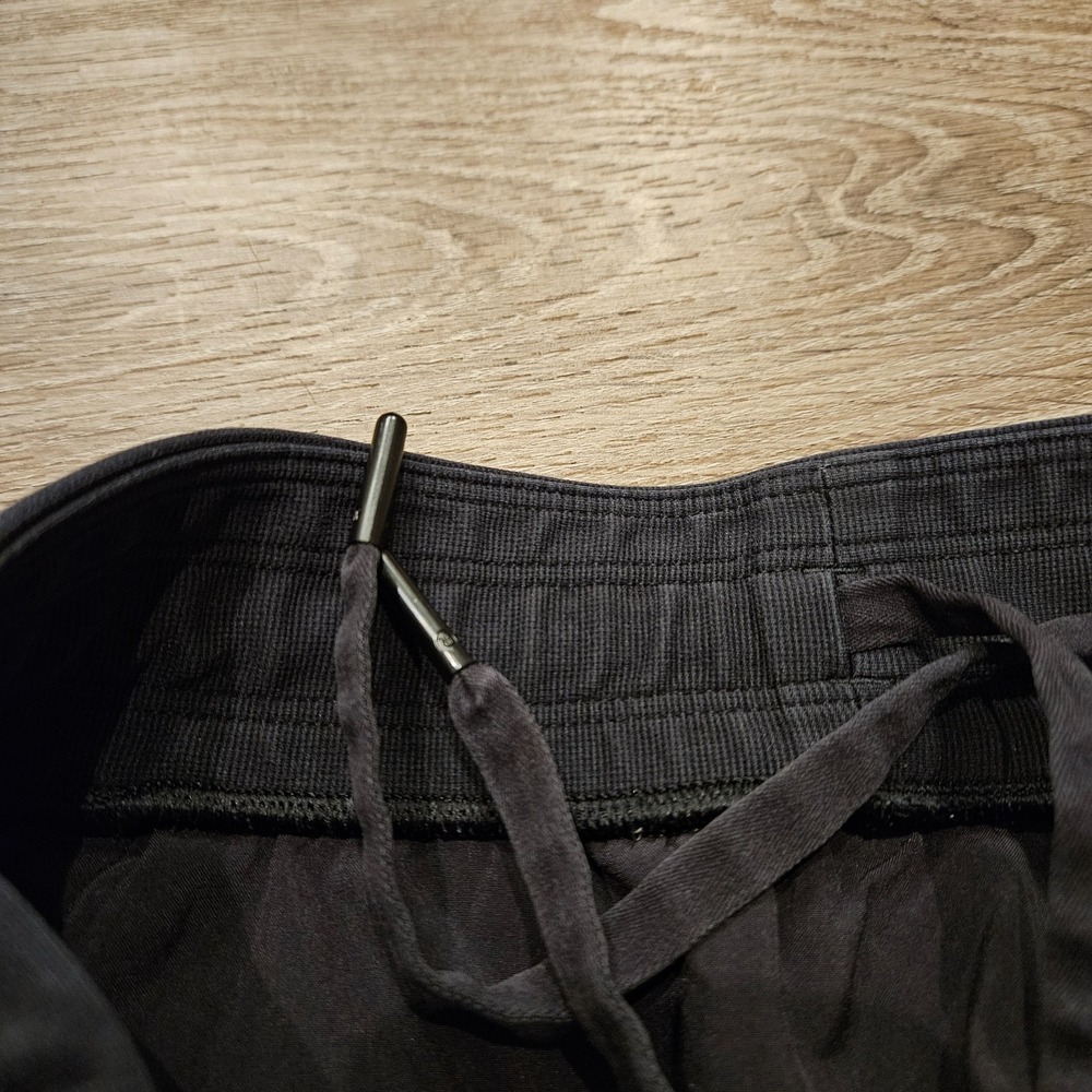 Lululemon Sojourn Jogger Mens Small Black Warpstreme Athletic Pants M5423S - Picture 7 of 8